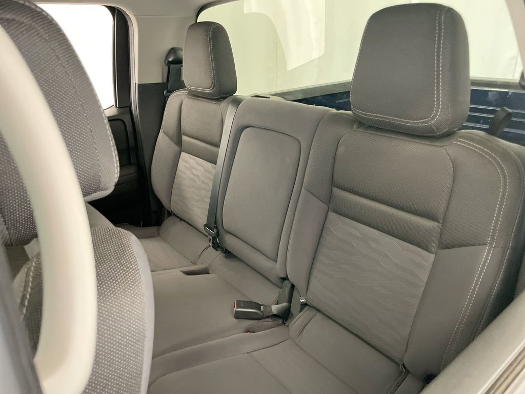 2023 Nissan Frontier Crew Cab SV photo 20
