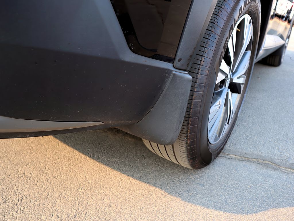 2023 Nissan Rogue SV photo 28