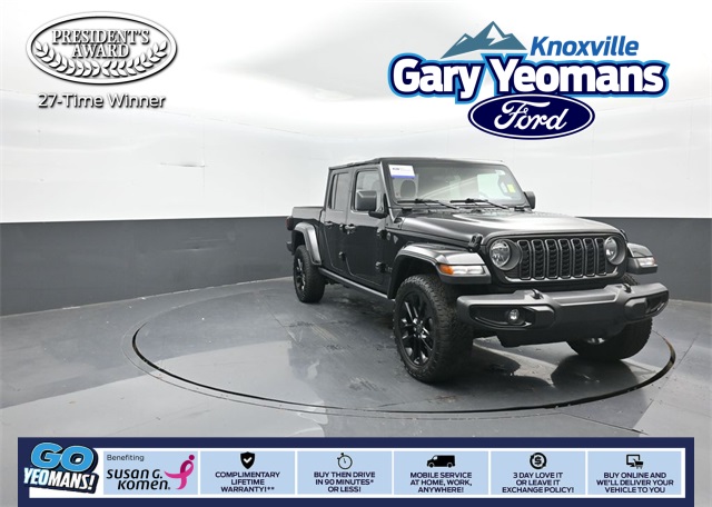 2024 Jeep Gladiator Nighthawk's photo