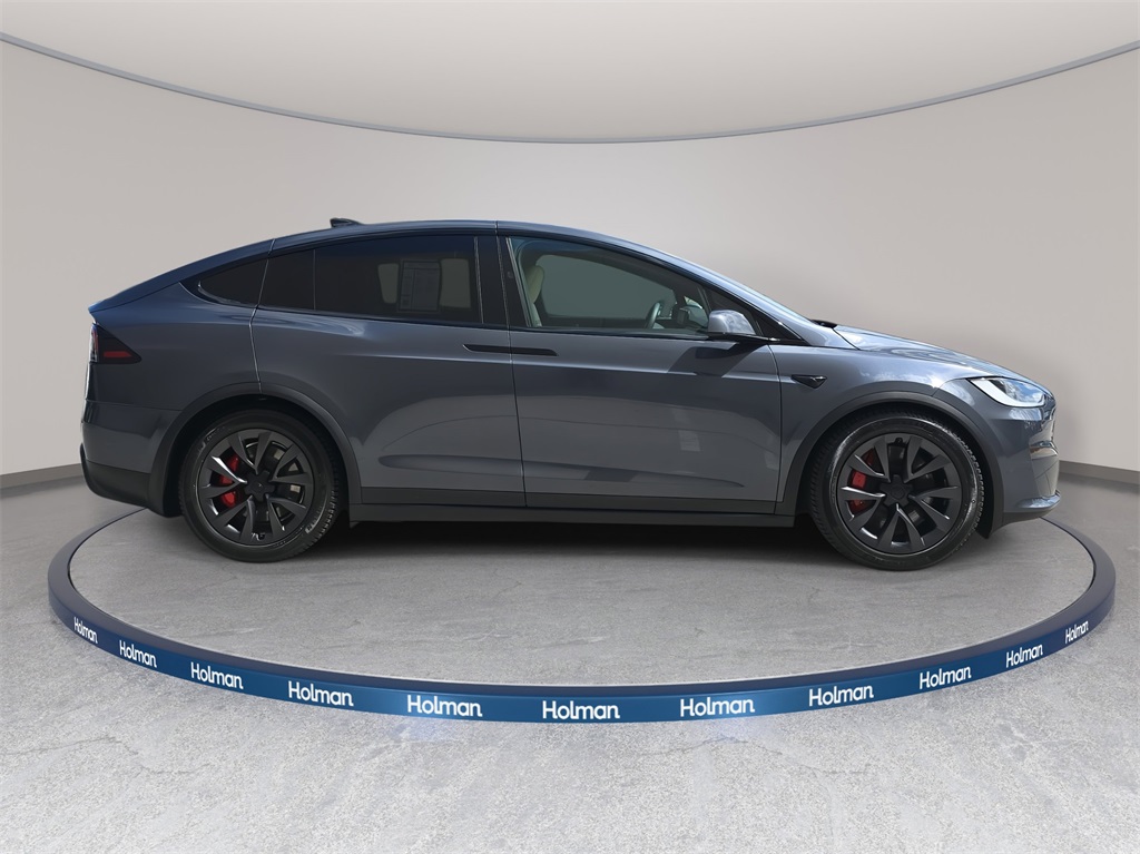 2023 Tesla Model X Plaid photo 2