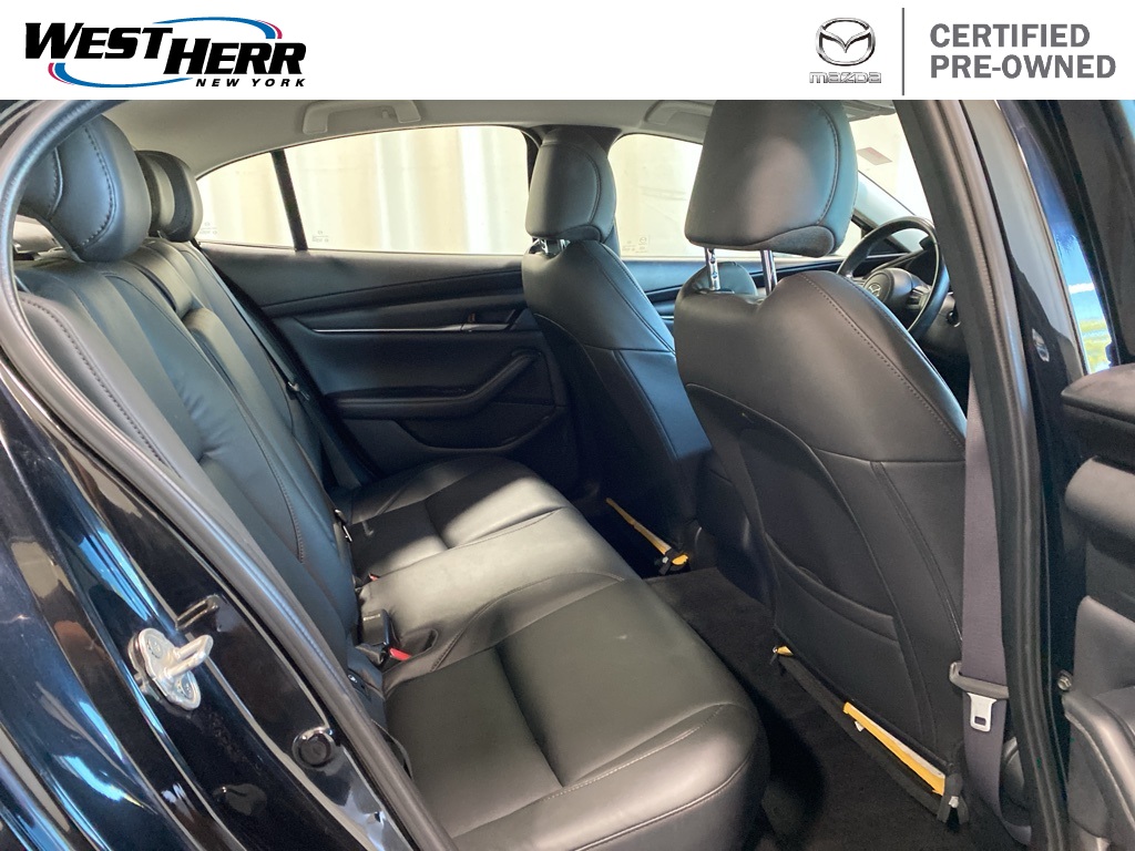 2021 Mazda Mazda3 Select photo 16
