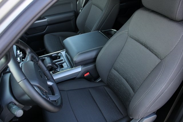 2025 Ford F-150 XLT photo 15