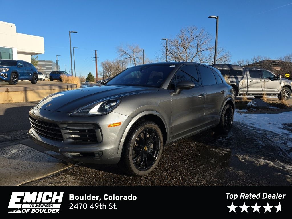 2023 Porsche Cayenne Base