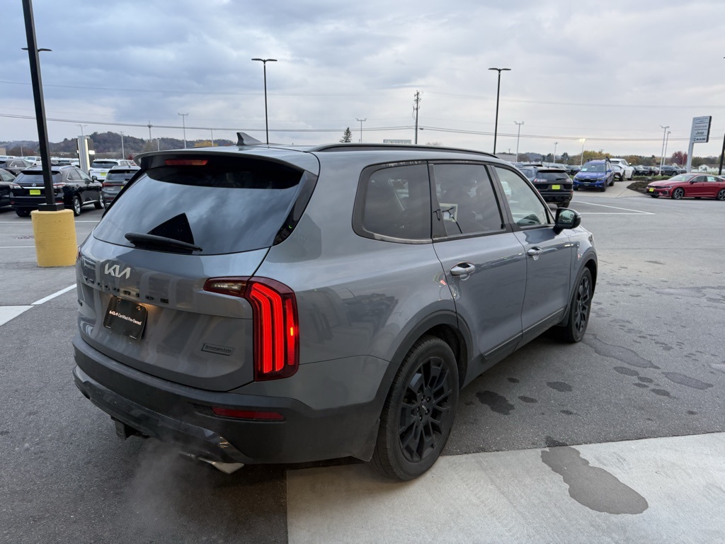2022 Kia Telluride SX photo 4