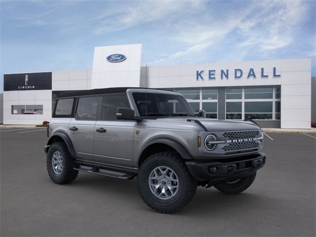 2025 Ford Bronco Badlands photo 7
