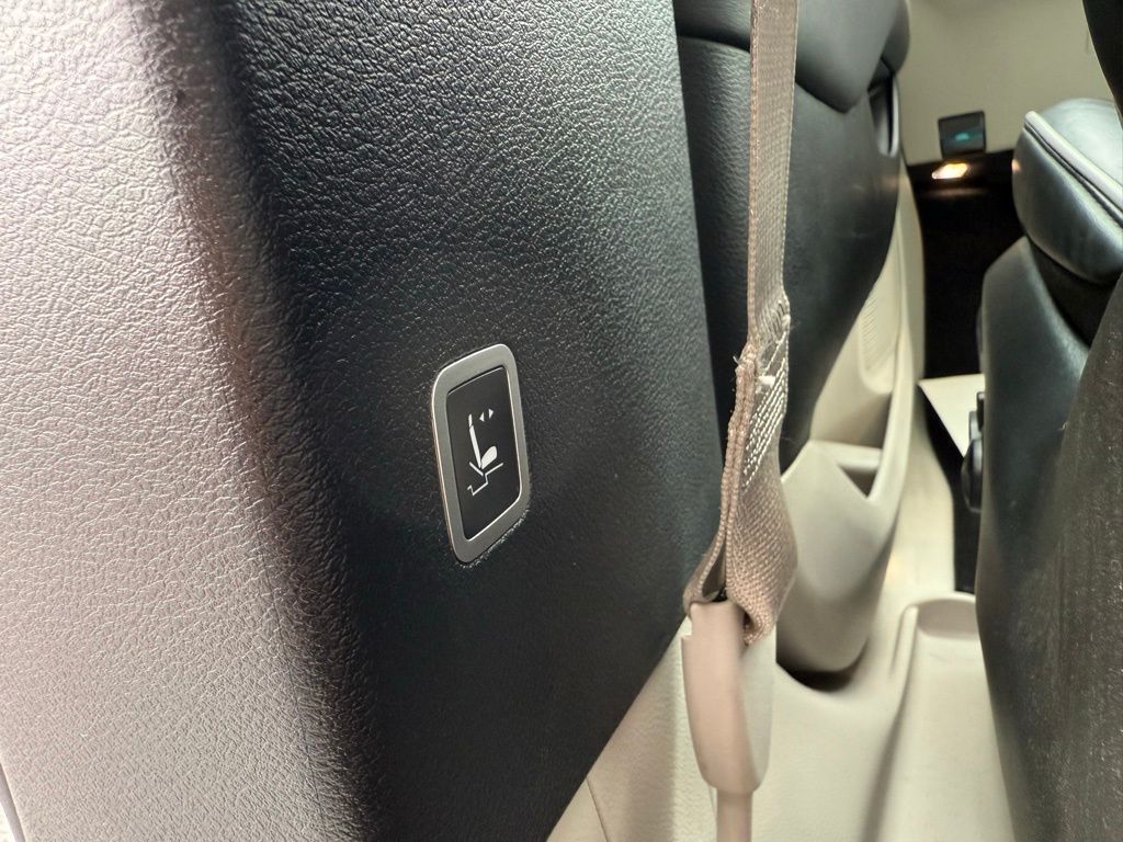 2024 Chrysler Pacifica Limited photo 28
