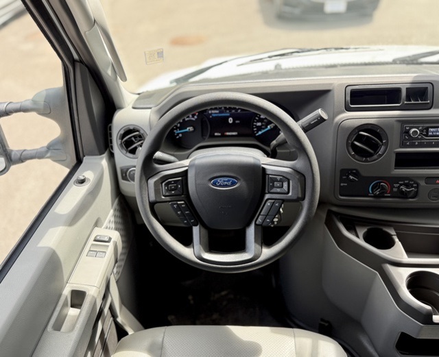 2026 Ford E-350 Base photo 20