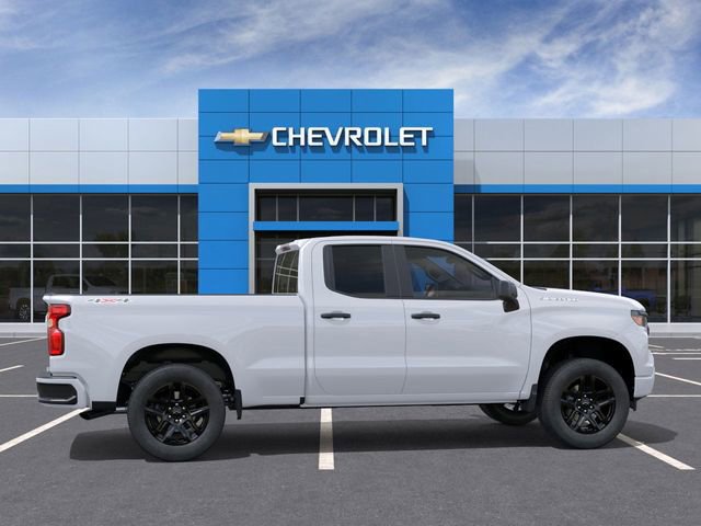 2026 Chevrolet Silverado 1500 Custom photo 4