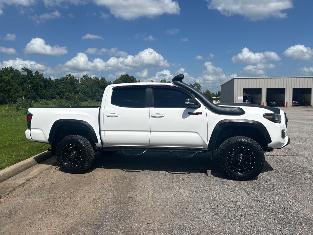 2019 Toyota Tacoma TRD Pro photo 4