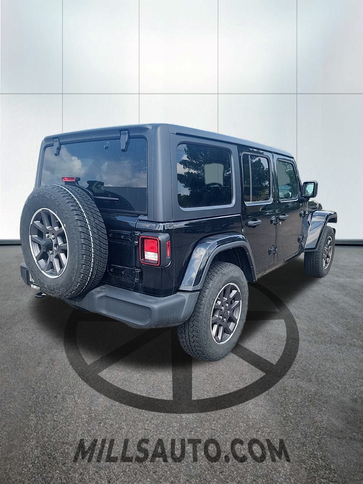 2021 Jeep Wrangler Unlimited Anniversary Edition photo 3
