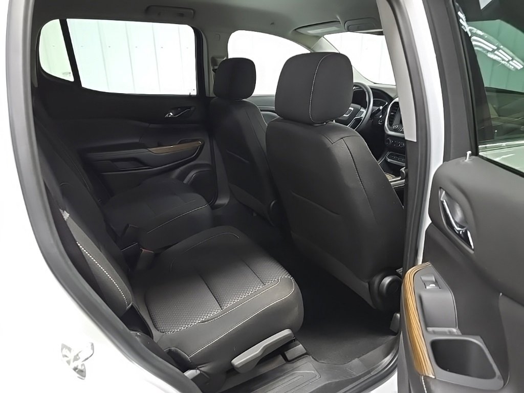 2022 Gmc Acadia SLE photo 17