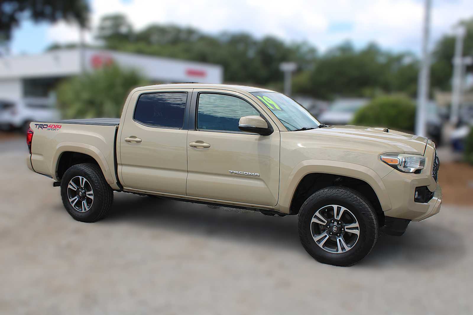 2019 Toyota Tacoma TRD Sport photo 3