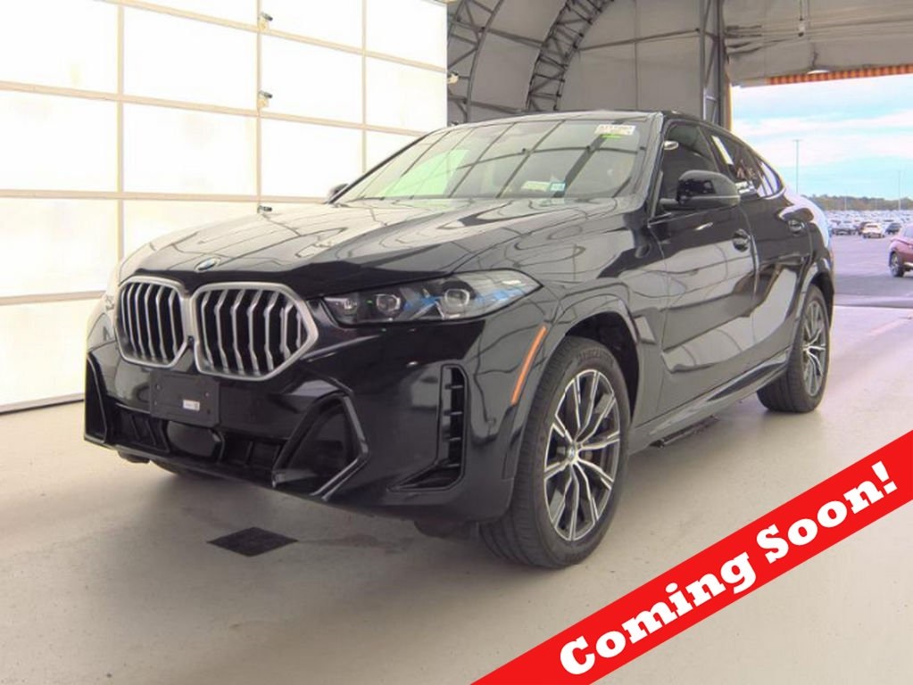 2025 BMW X6 40i's photo