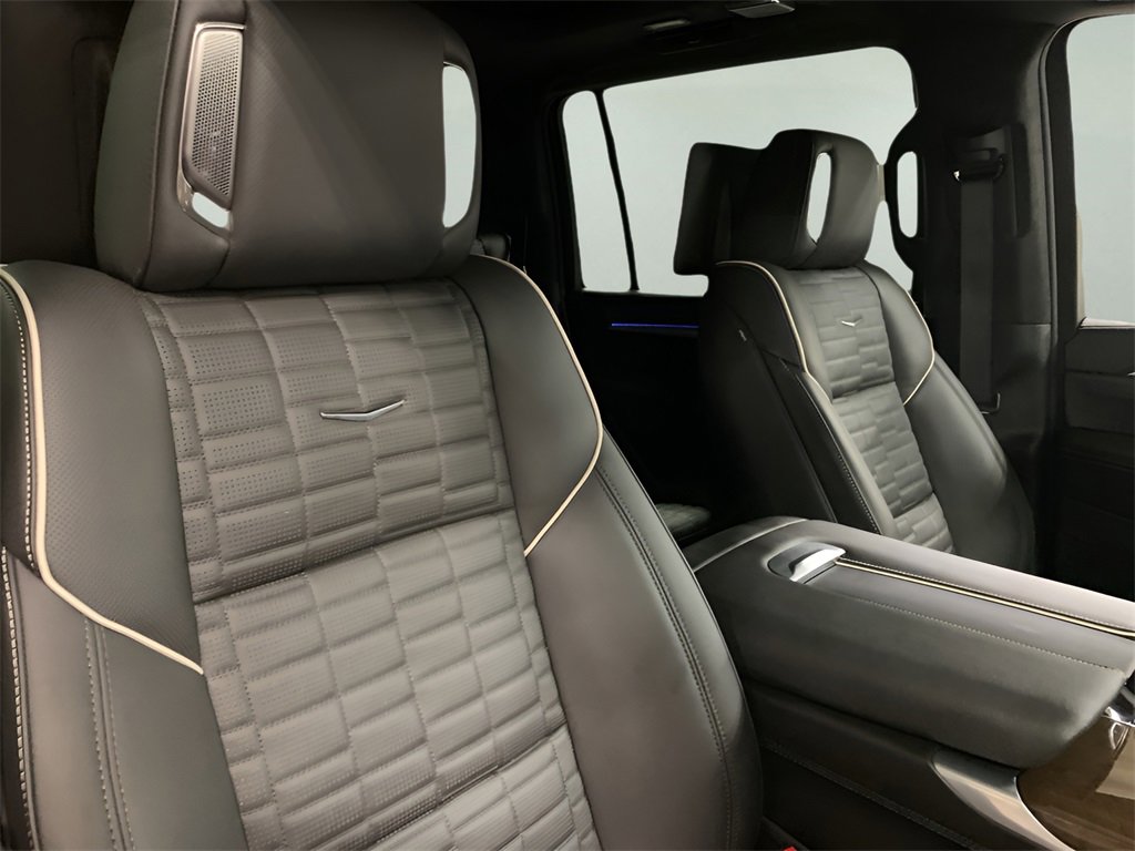 2025 Cadillac Escalade ESV Sport Platinum photo 15
