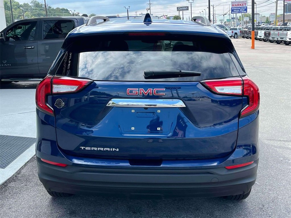 2023 Gmc Terrain SLE photo 3