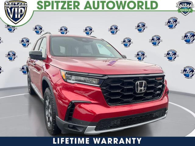2025 Honda Pilot TrailSport's photo