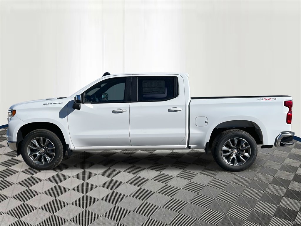 2026 Chevrolet Silverado 1500 LT photo 2