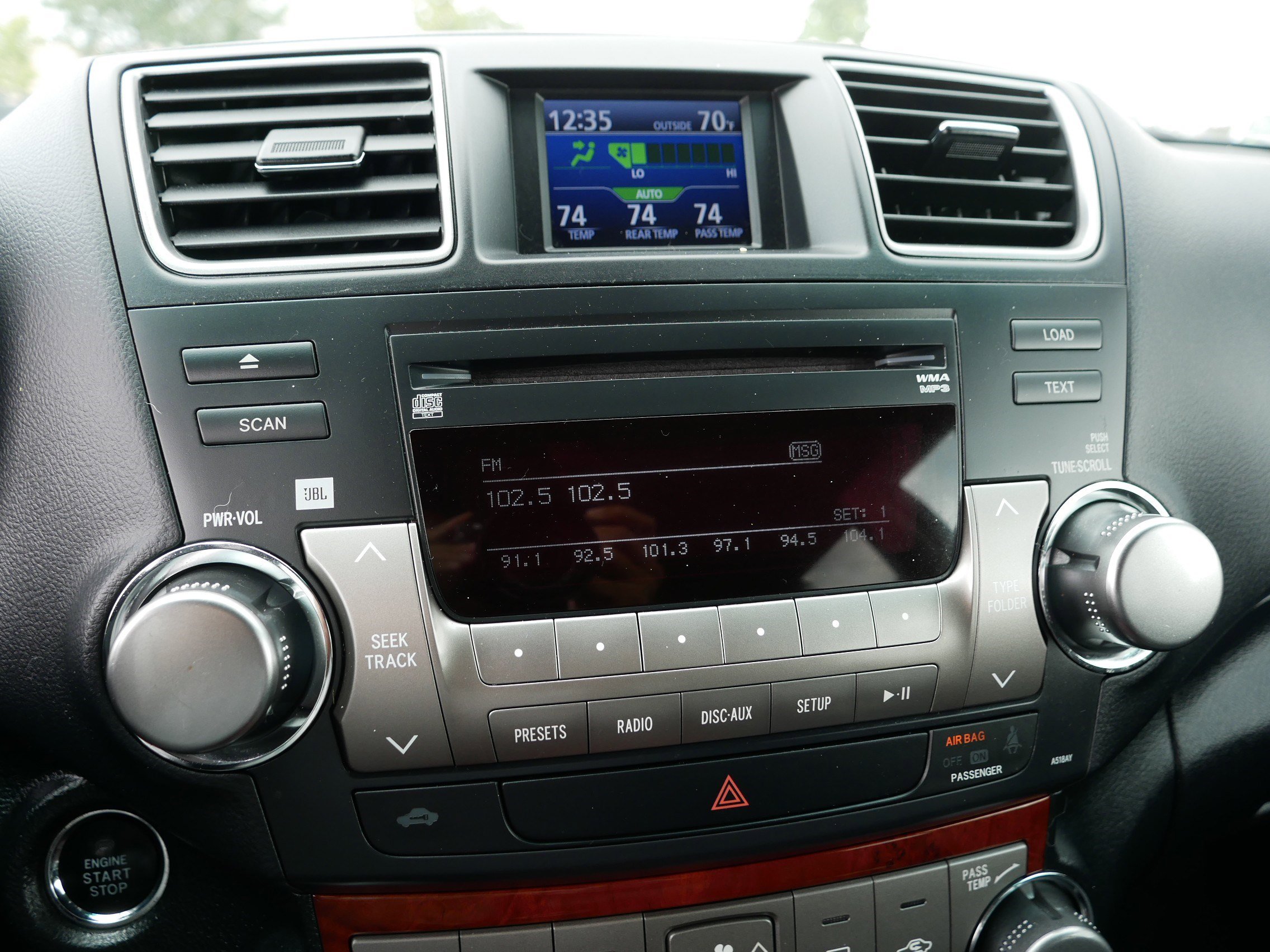 2012 Toyota Highlander Limited photo 21