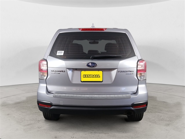 2017 Subaru Forester 2.5i photo 4