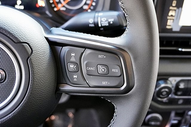 New 2025 Granite Crystal Metallic Clear-Coat Exterior Paint Jeep Willys image 45