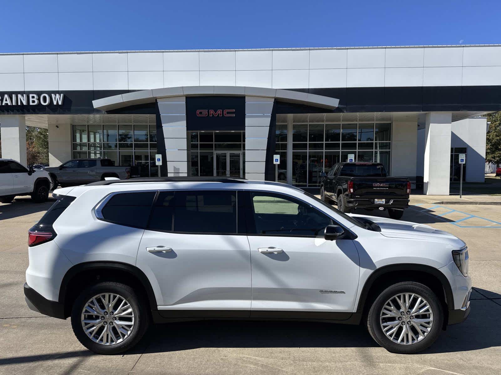 2026 GMC Acadia Elevation's photo