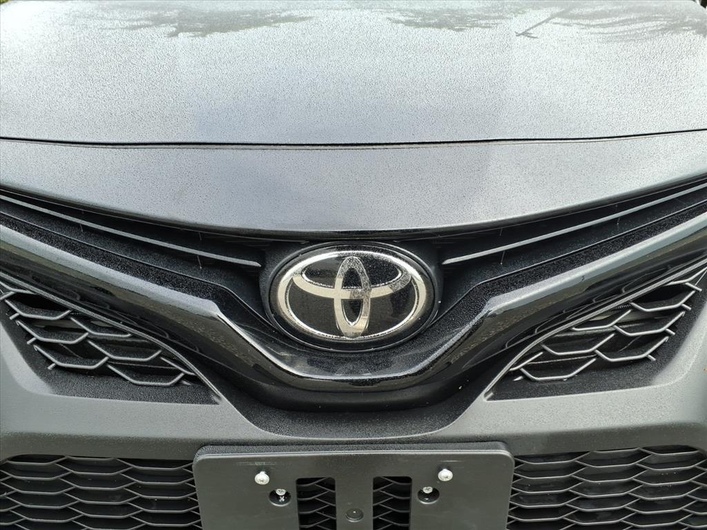 2023 Toyota Camry SE photo 3