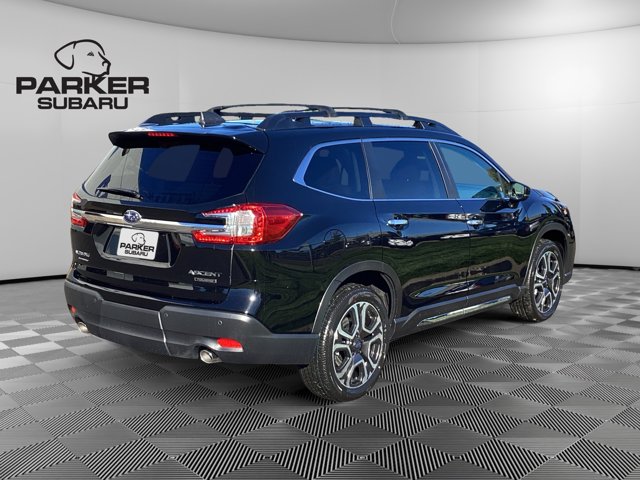 2025 Subaru Ascent Touring photo 5
