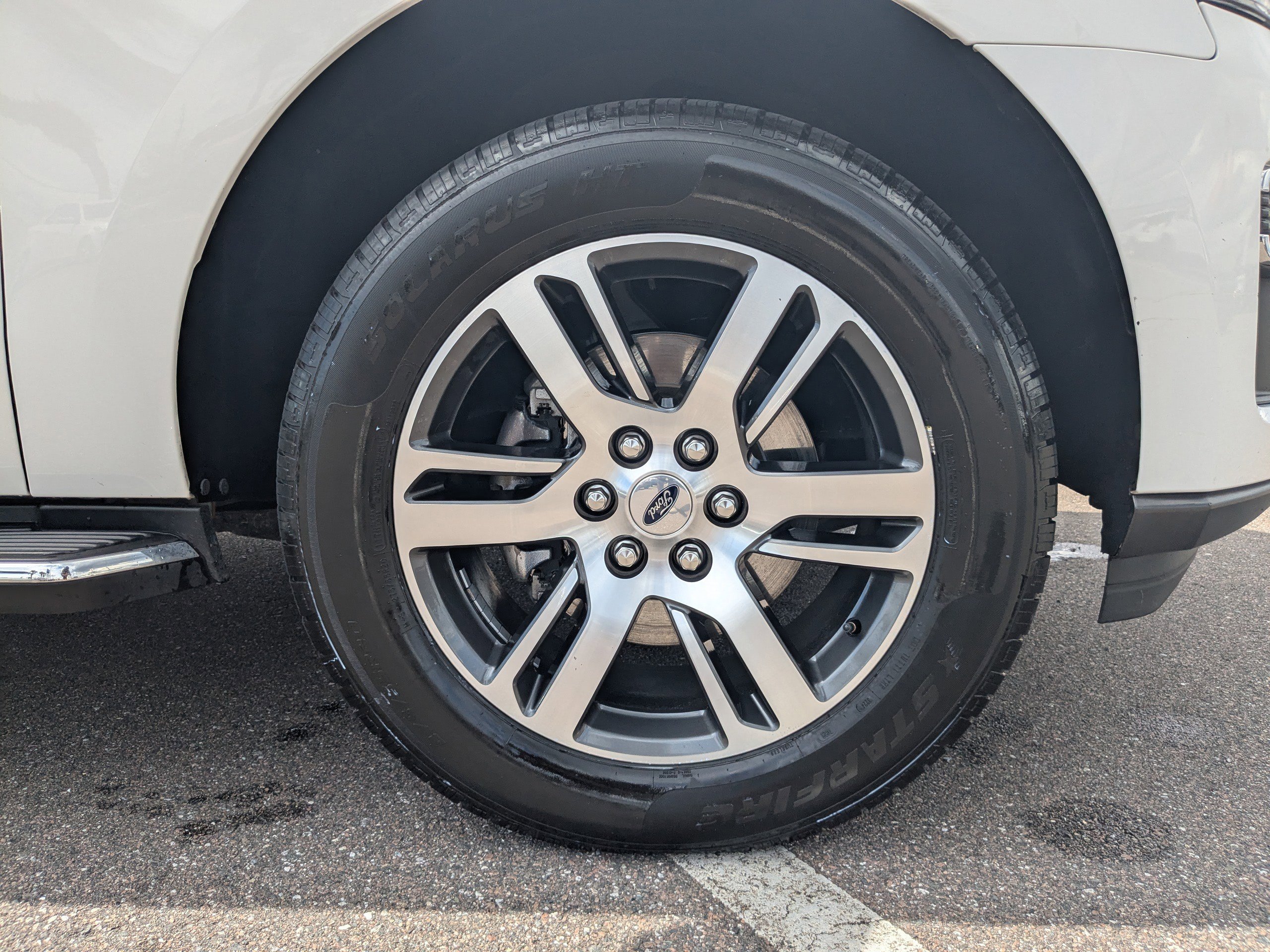 2023 Ford Expedition MAX Limited photo 8