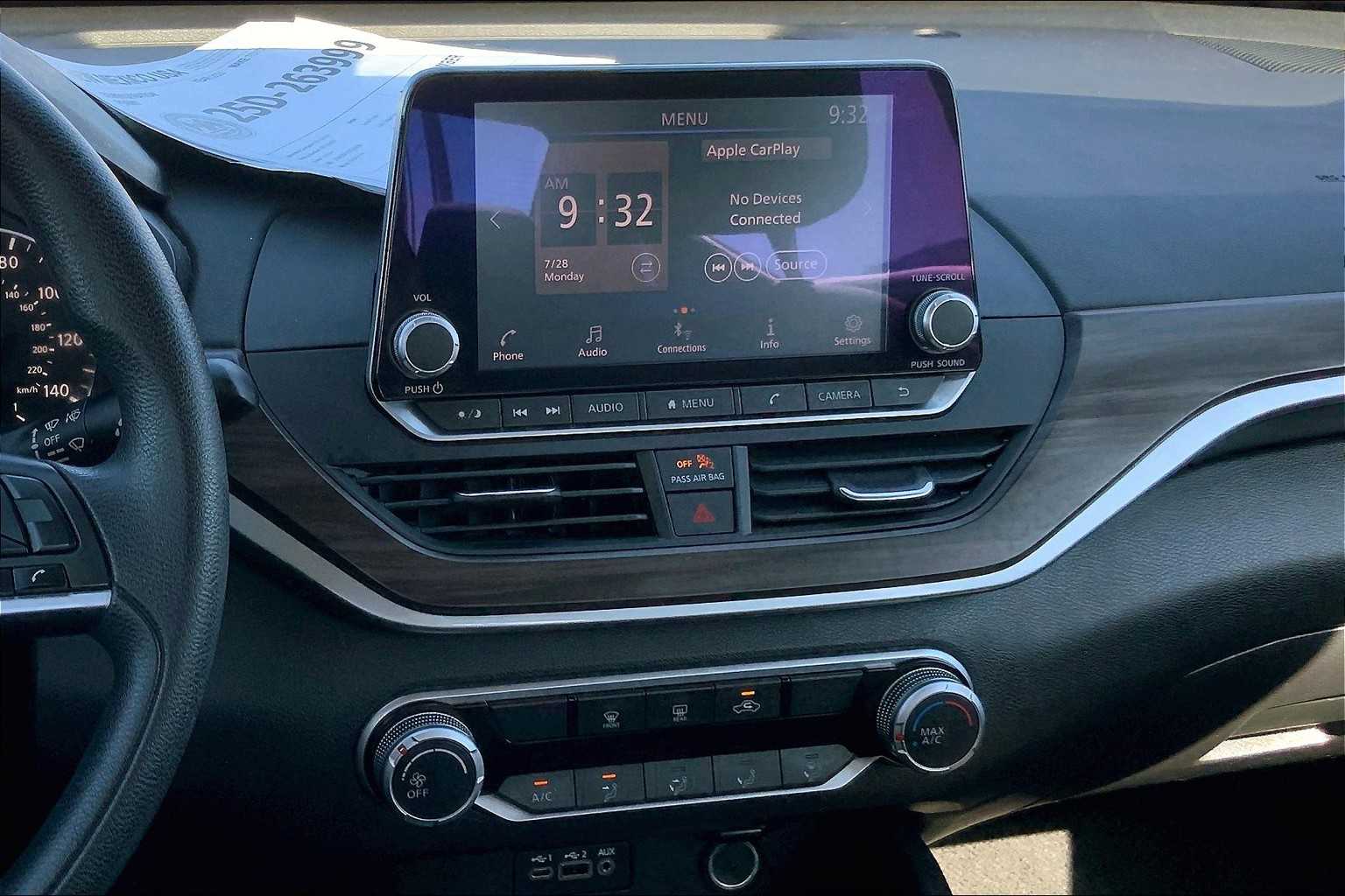 2023 Nissan Altima 2.5 SV photo 6