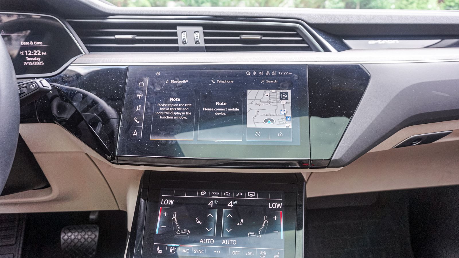 2024 Audi Q8 E-tron Premium Plus photo 16
