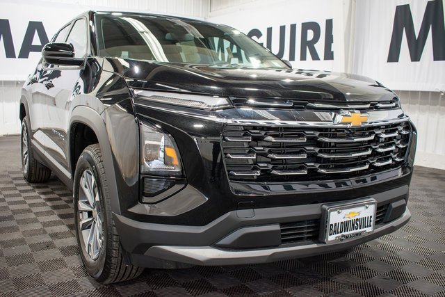 2026 Chevrolet Equinox LT photo 4