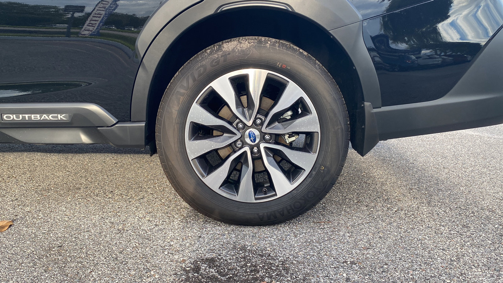 2025 Subaru Outback Touring photo 22