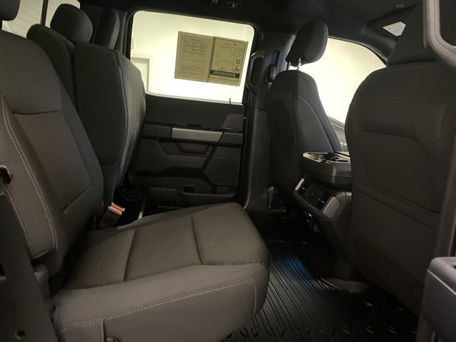 2025 Ford F-150 XLT photo 10