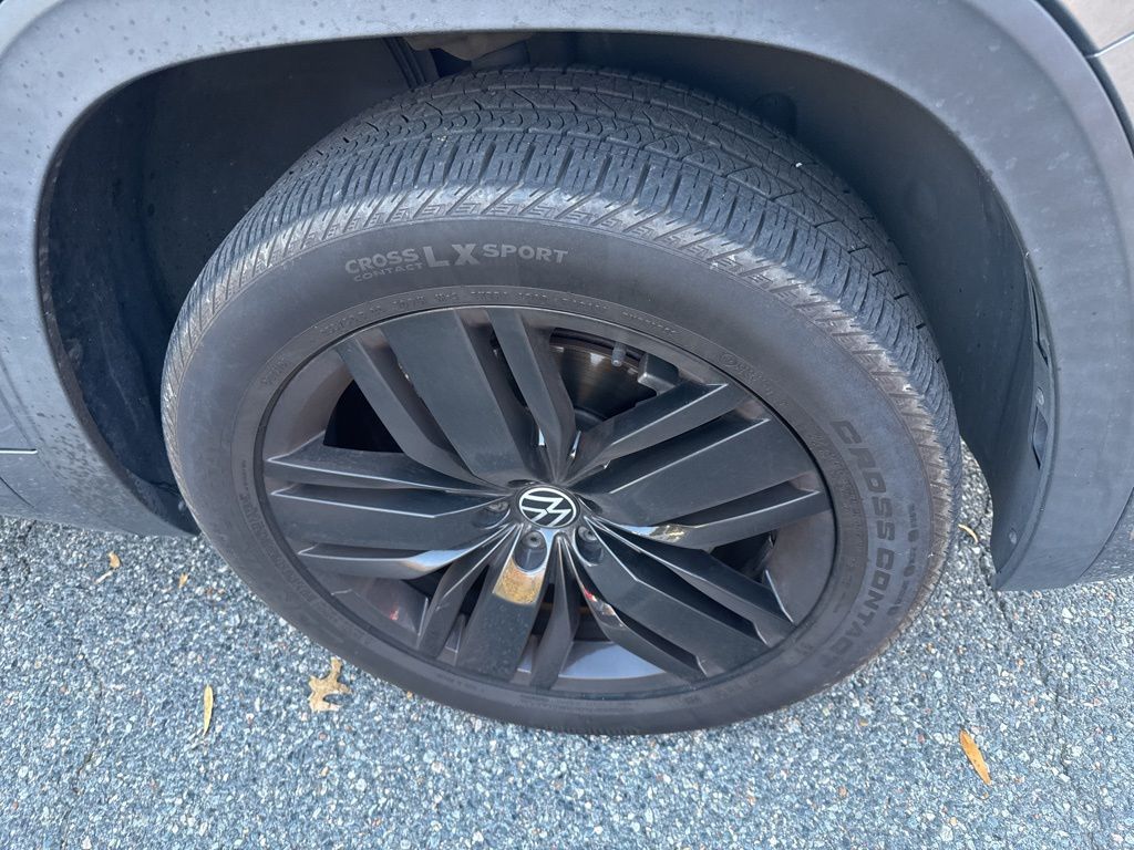 2021 Volkswagen Atlas V6 SEL R-Line photo 4