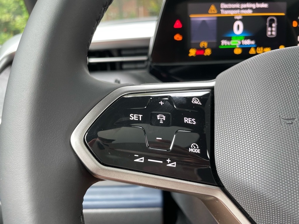2025 Volkswagen ID. Buzz Pro Plus photo 7