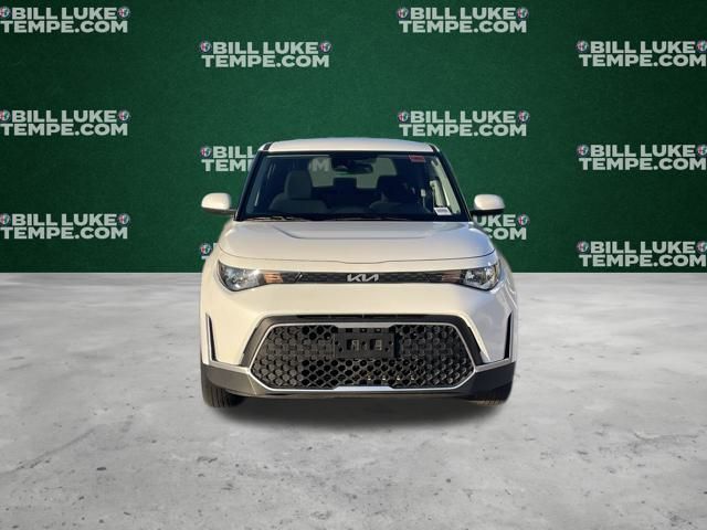 2025 Kia Soul LX S photo 2