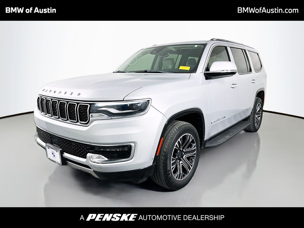 2022 Jeep Wagoneer Series III's photo
