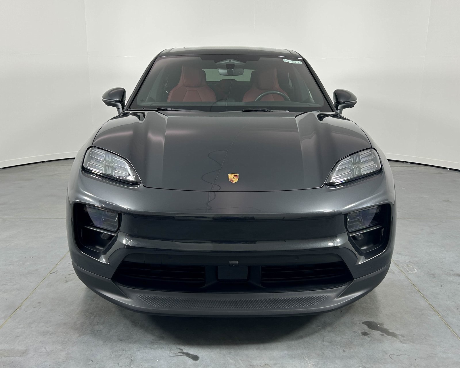 2024 Porsche Macan Electric 4 photo 10