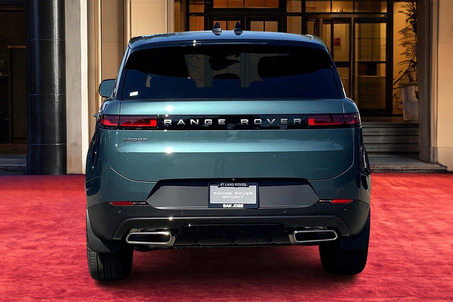 2025 Land Rover Range Rover Sport P360 SE photo 4