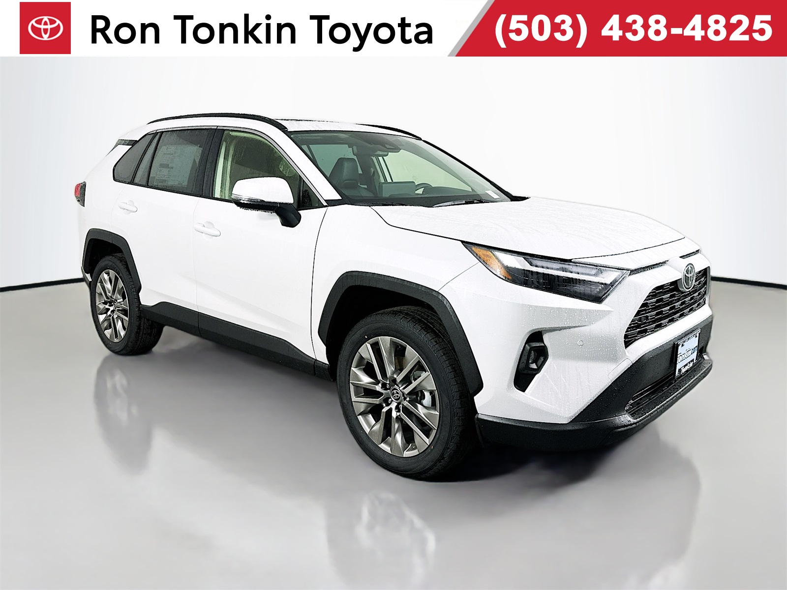 2025 Toyota RAV4 XLE Premium's photo