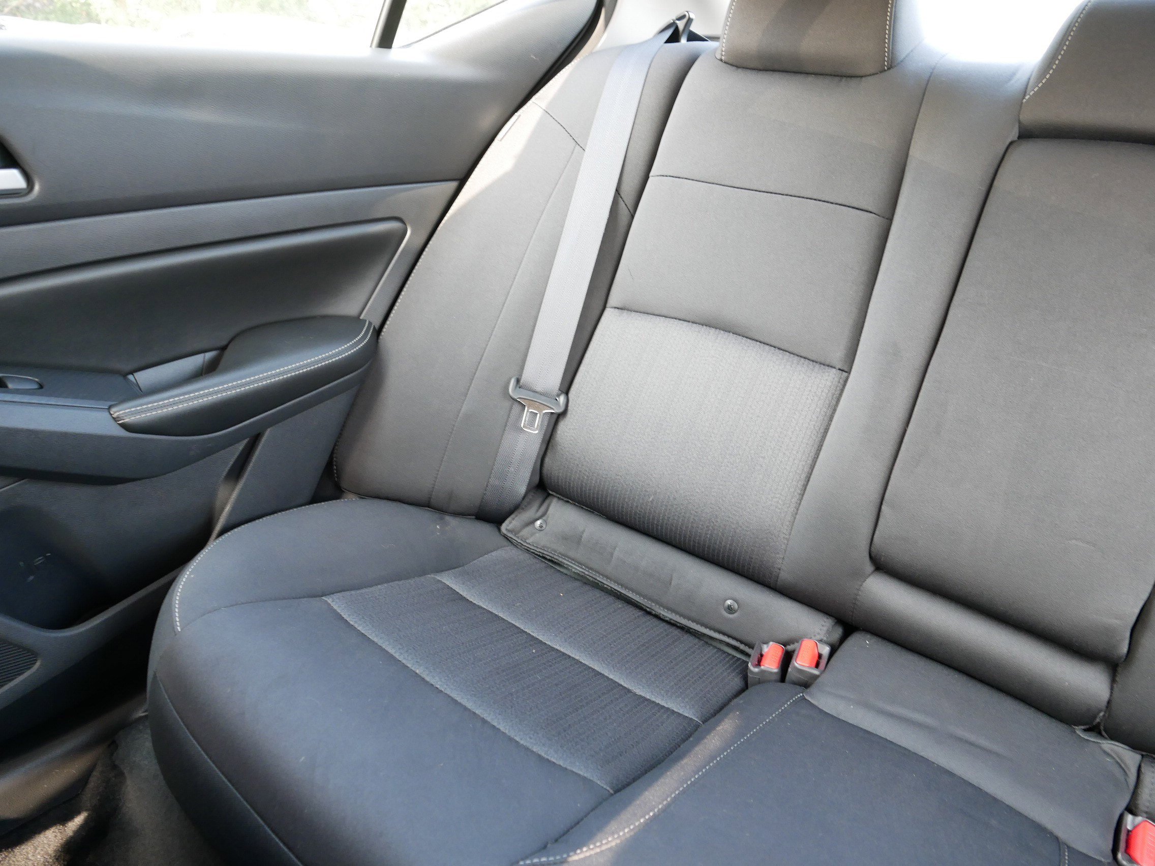2022 Nissan Altima 2.5 SV photo 12