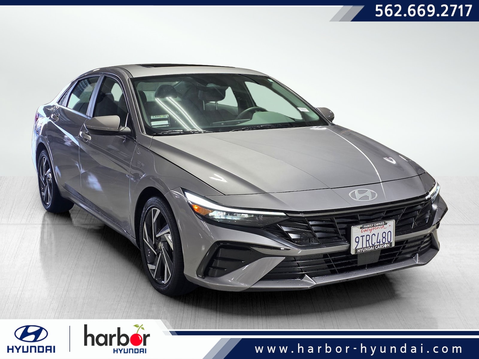 2025 Hyundai Elantra SEL's photo