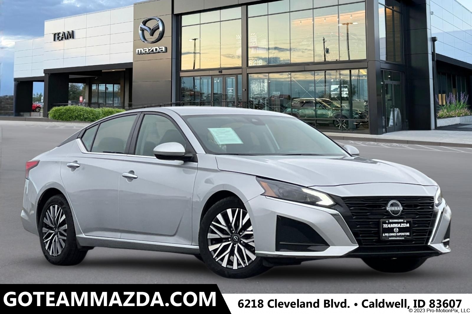 2023 Nissan Altima SV's photo