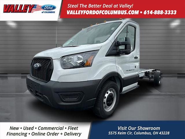 2025 Ford Transit Chassis Cab photo 3
