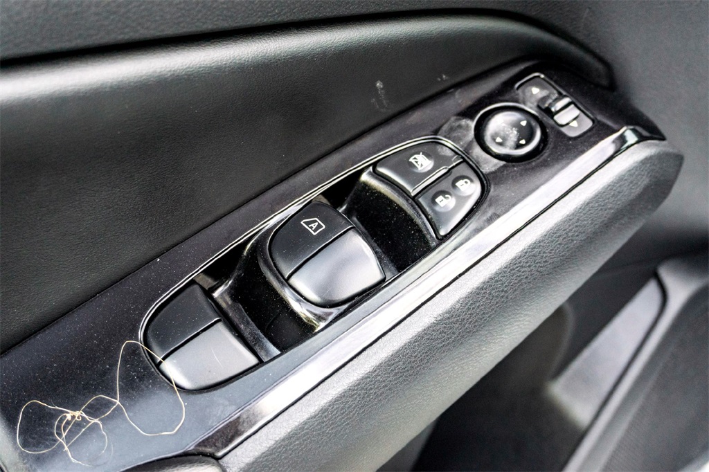 2023 Nissan Altima 2.5 SV photo 11