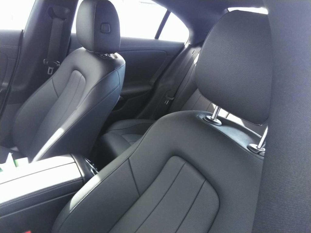 2025 Mercedes Benz CLA 250 photo 4