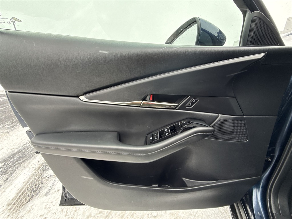 2023 MAZDA CX-30 - Image 12