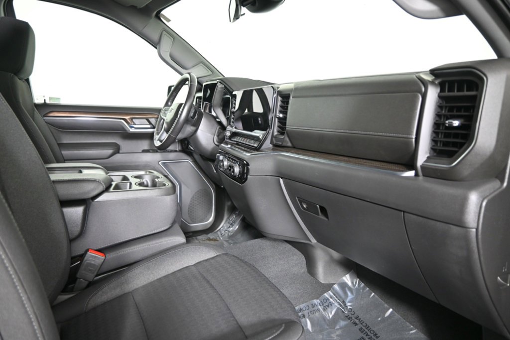2022 Chevrolet Silverado 1500 RST photo 14