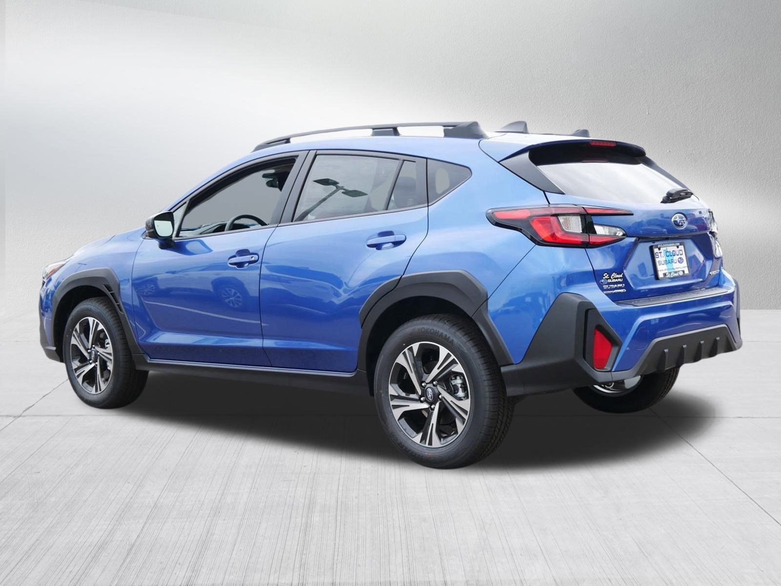 2025 Subaru Crosstrek Premium photo 3
