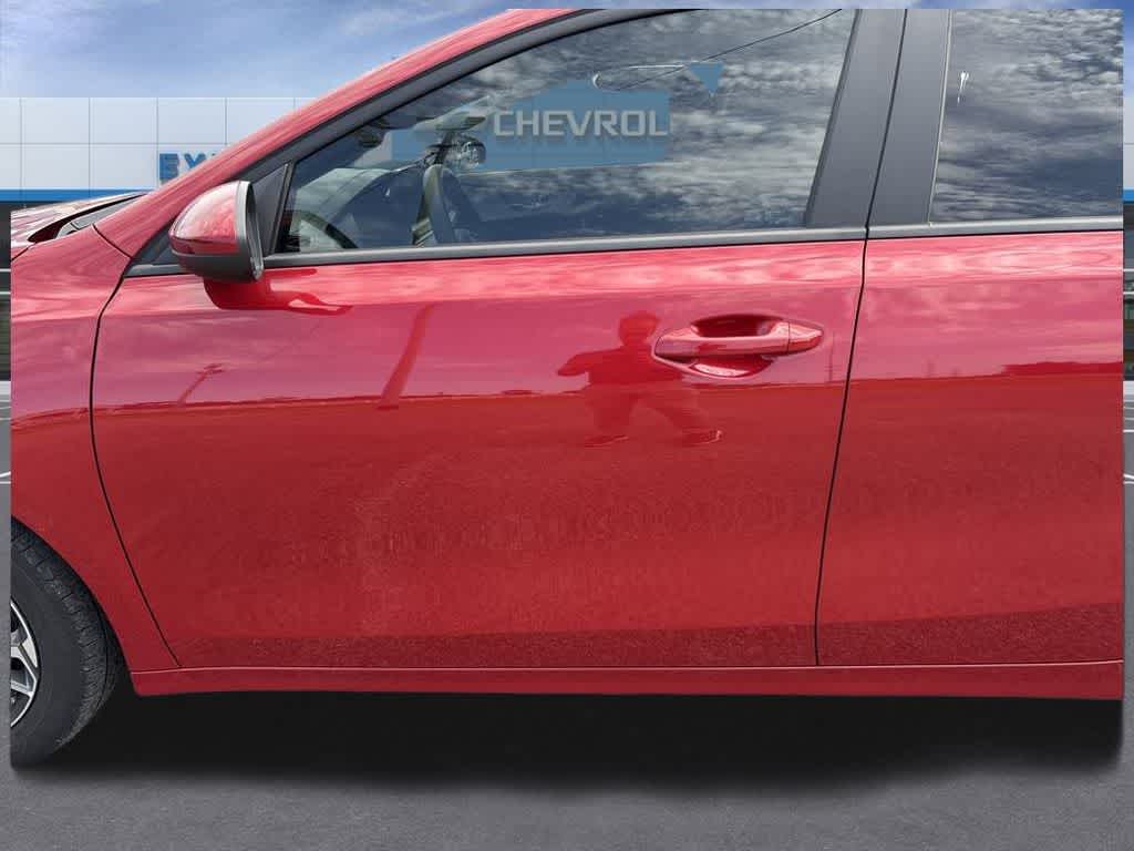 2022 Kia Forte LXS photo 11